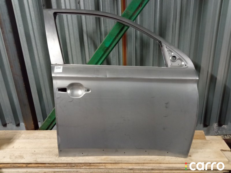 5700B844, ATP3111041331, MBFD079RA, MBL1604242R, MT2501R, OEM0057DPR, STMB53040A1, TCG00796BFR Дверь Mitsubishi Outlander 3 2015г. - фото №1