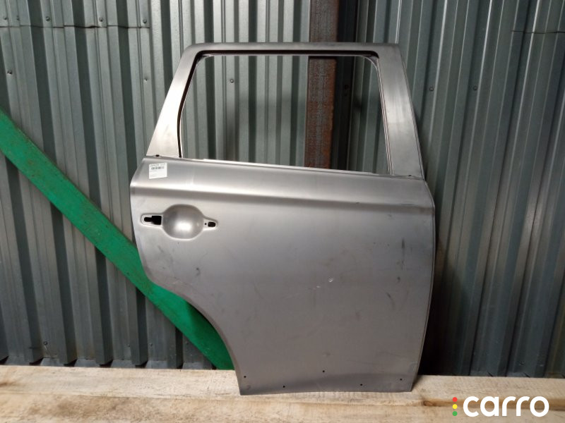 5730B558, MBL1403535R, MBL1604343R, MT2502R, ATP3111041431, OEM0036DZR, STMB53041A1, TCG00798BRR Дверь Mitsubishi Outlander 3 2015г. - фото №1