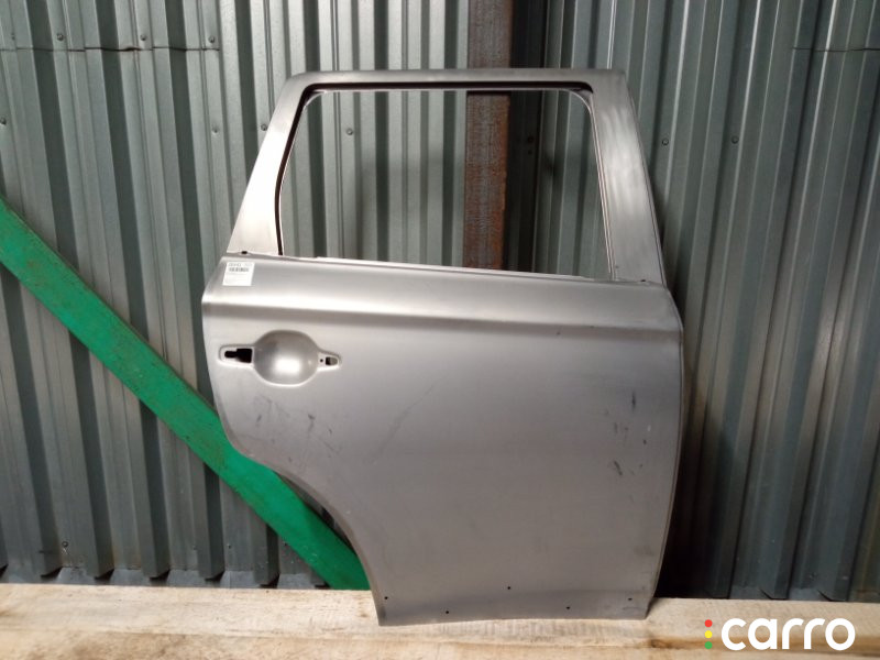 5730B558, MBL1403535R, MBL1604343R, MT2502R, ATP3111041431, OEM0036DZR, STMB53041A1, TCG00798BRR Дверь Mitsubishi Outlander 3 2015г. - фото №1