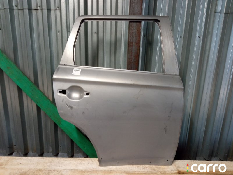 5730B558, MBL1403535R, MBL1604343R, MT2502R, ATP3111041431, OEM0036DZR, STMB53041A1, TCG00798BRR Дверь Mitsubishi Outlander 3 2015г. - фото №1