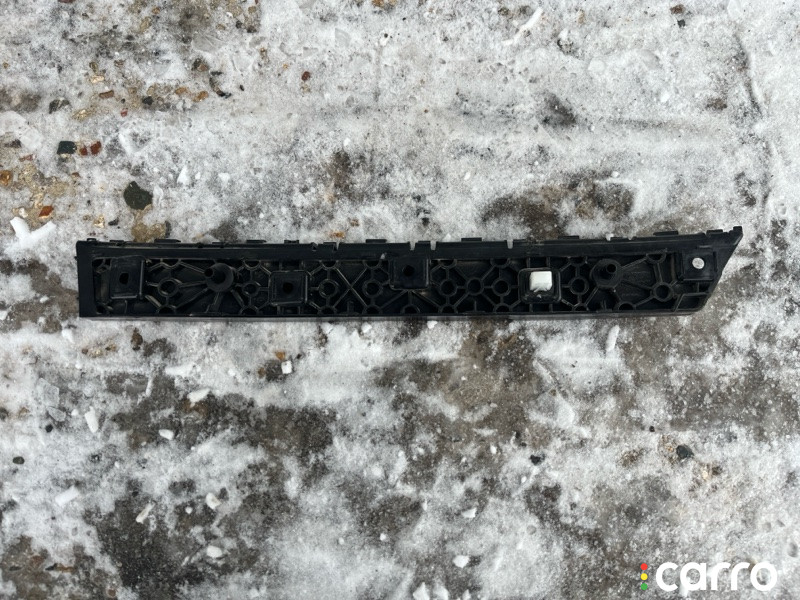 2804102XST01A, 00X9061, 100A8849, 2804102XST01ADCR, 777X13342, 777X669200, BD062HVL003TW, DOM20011100008, GW22681, HVL0330330L, JH02JOL21027L, L2804102XST01A, N55L8466, NMHJP033L, OEM0113KBZL, PHAJO2133ARL, SHF04929, SHP001643, ST140212, TCG000172BRL, TCV00150BRL, TX22000024 Кронштейн бампера Haval Jolion 2021г. - фото №1