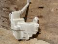 EG2267481E, EG2267481B, EG2267481C Бачок омывателя Mazda CX-7 2006г. - фото №3