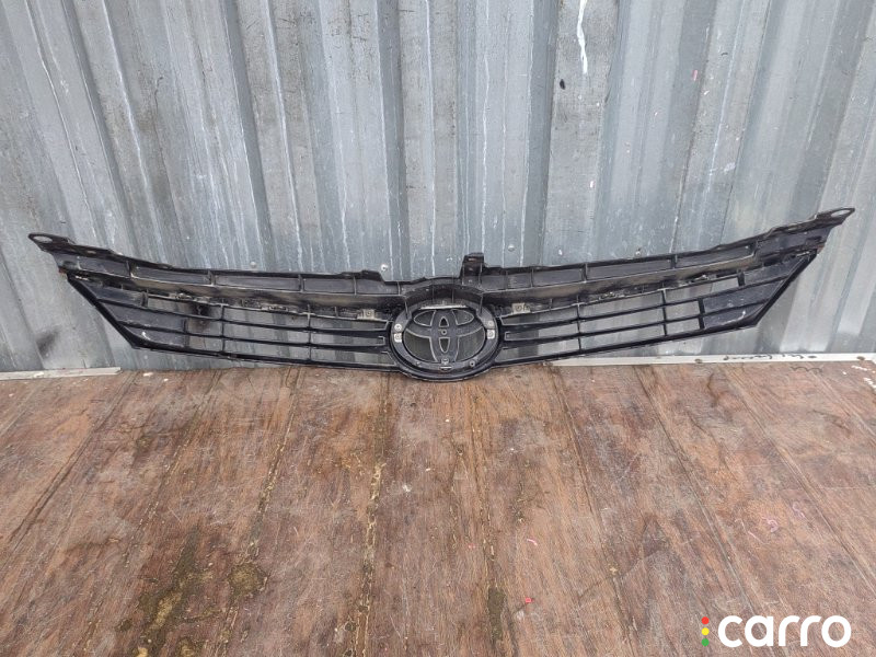 5310133510, 5310106860 Решетка радиатора Toyota Camry 2014г. - фото №7