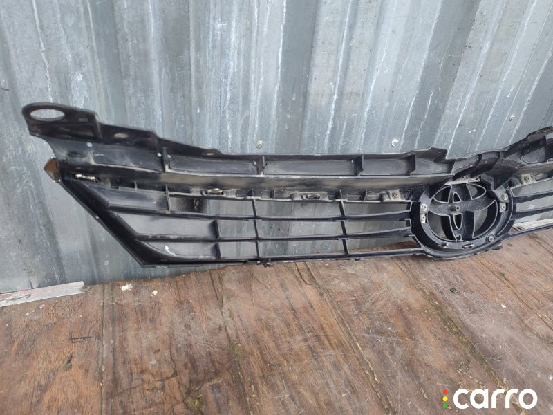 5310133510, 5310106860 Решетка радиатора Toyota Camry 2014г. - фото №8