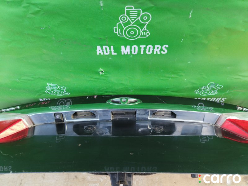 6440133590, 6440133560, 6440133580, 6440106C80, L320212CN058, OEM0054BAG, STTYL60750, TY12613BAY, ATLCM1200, SH000150 Крышка багажника Toyota Camry 2012г. - фото №9