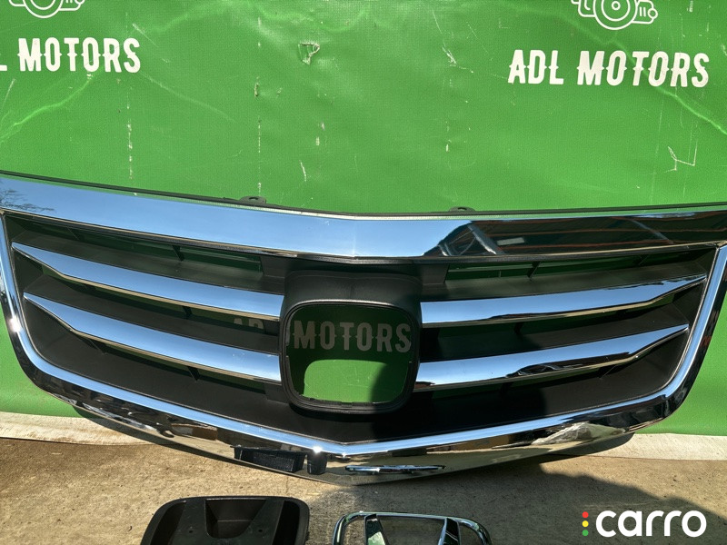 71121TL0G51, 38D105, FLHD83104, STHD29093A0, LORANZ Решетка радиатора Honda Accord 8 2010г. - фото №3