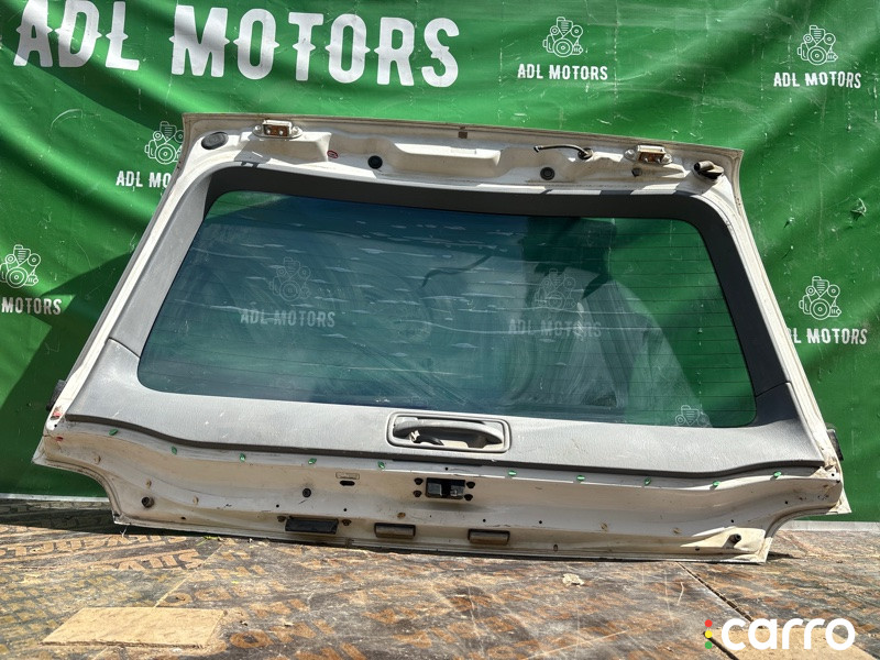 670056A680, 6700560830, 6075160090, 6075160110, 6075160130 Дверь багажника Toyota Land Cruiser 1998г. - фото №10