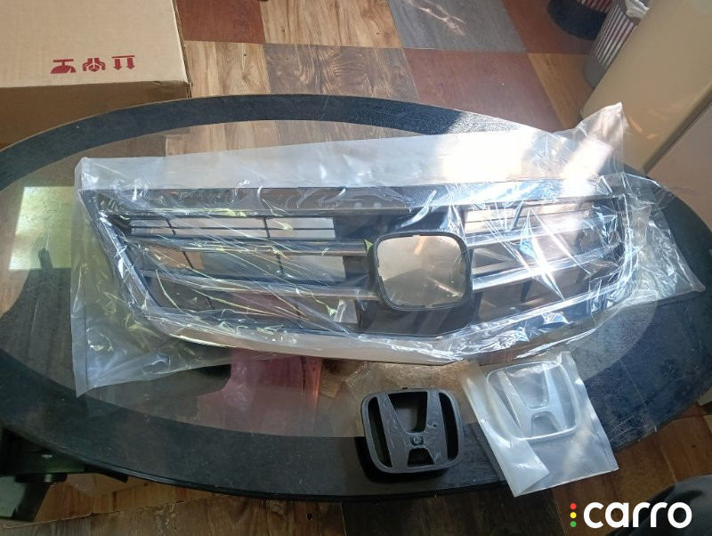 71121TL0G51, 38D105, FLHD83104, STHD29093A0, LORANZ Решетка радиатора Honda Accord 8 2010г. - фото №3