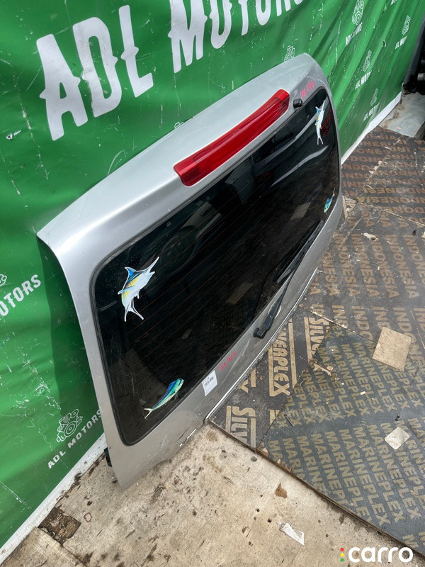670056A680, 6700560830, 6075160090, 6075160110, 6075160130 Дверь багажника Toyota Land Cruiser 1998г. - фото №2