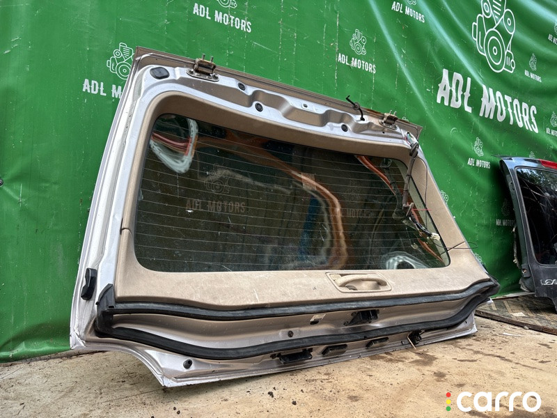 670056A680, 6700560830, 6075160090, 6075160110, 6075160130 Дверь багажника Toyota Land Cruiser 1998г. - фото №9