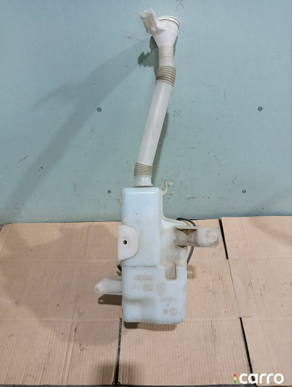 8260A094, 8260A241, MB4374614R, 777B5289, MB4180608L, MB4750610, STMB511010, 167CE2404, 3750100, ASB48576, DRA45376, JH04OLD08030, M8260A094, MB15909, MB19872, MB501017T0000, MBB2013A, MBOTL07880, MITSUBISHI8260A241, N1A41226, OEM0107BO, P100143, PQ6700301, WR196, ZZXV43091 Бачок омывателя Mitsubishi Outlander XL 2009г. - фото №3