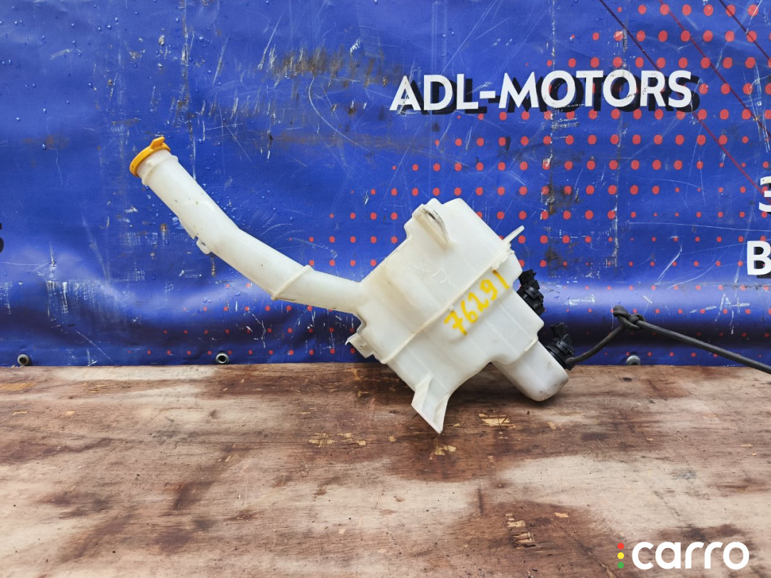 EG2267481E, EG2267481B, EG2267481C Бачок омывателя Mazda CX-7 2006г. - фото №1
