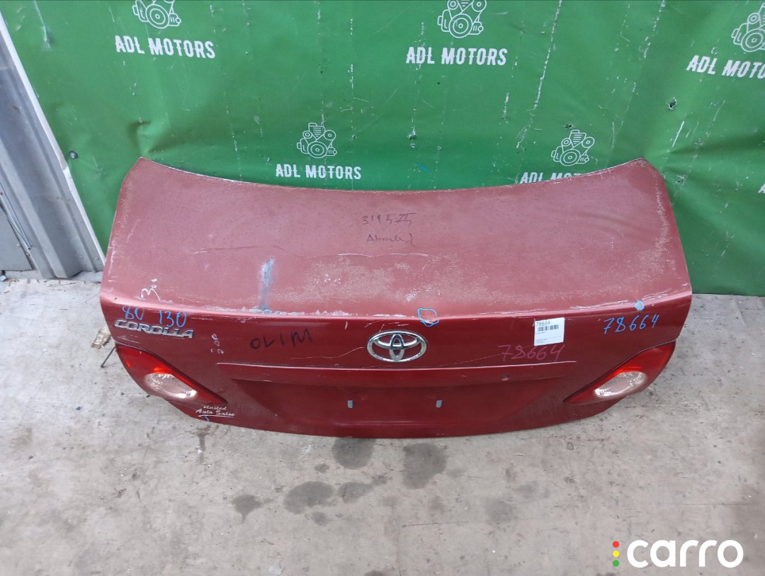 6440112B50, 6440112B30, 6440112C20, 8118700, L021020300, OEM0055BAG, STTY290750, TA03031, TCG00715B, TY12313BAX, TYCRL06600 Крышка багажника Toyota Corolla 2006г. - фото №2