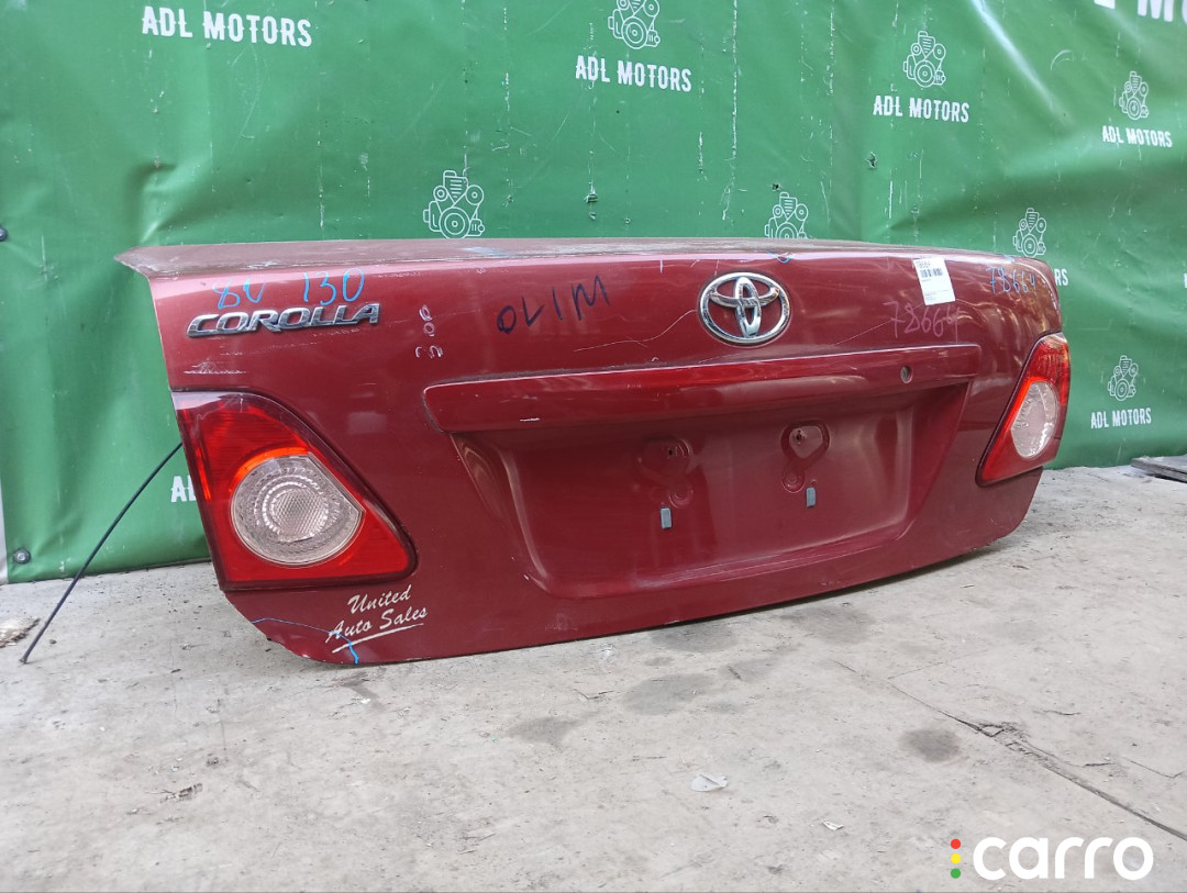 6440112B50, 6440112B30, 6440112C20, 8118700, L021020300, OEM0055BAG, STTY290750, TA03031, TCG00715B, TY12313BAX, TYCRL06600 Крышка багажника Toyota Corolla 2006г. - фото №6