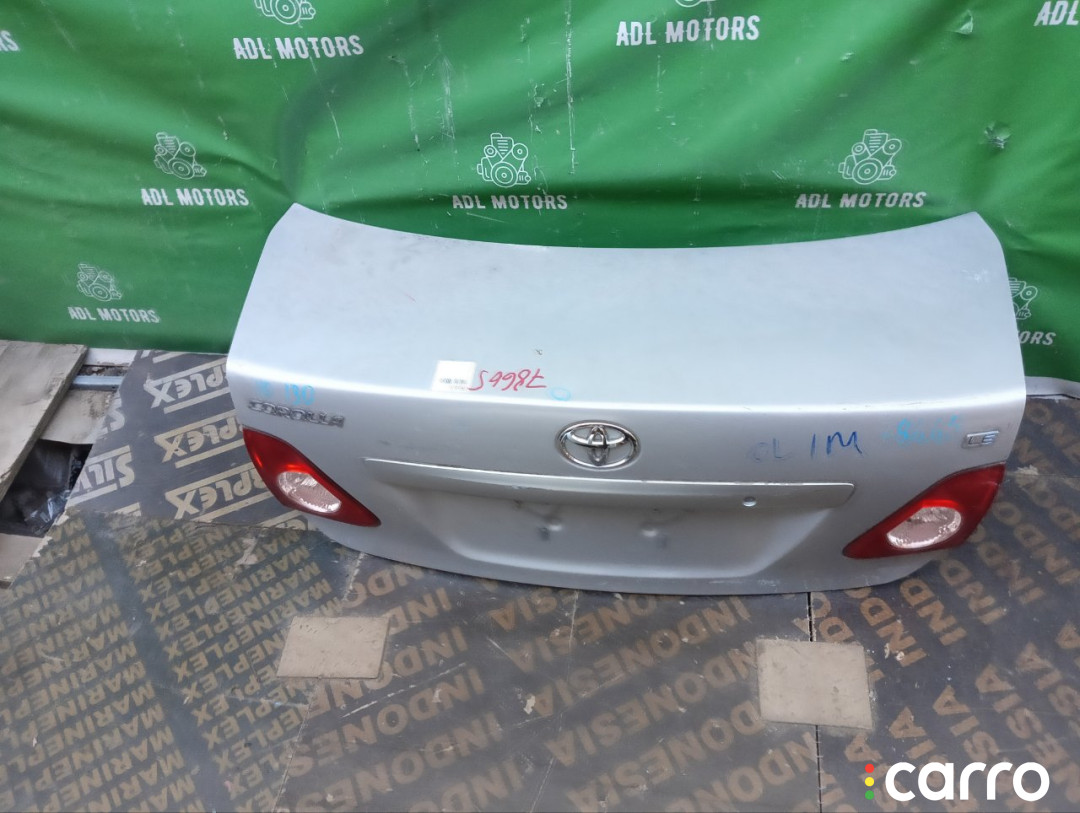 6440112B50, 6440112B30, 6440112C20, 8118700, L021020300, OEM0055BAG, STTY290750, TA03031, TCG00715B, TY12313BAX, TYCRL06600 Крышка багажника Toyota Corolla 2006г. - фото №2