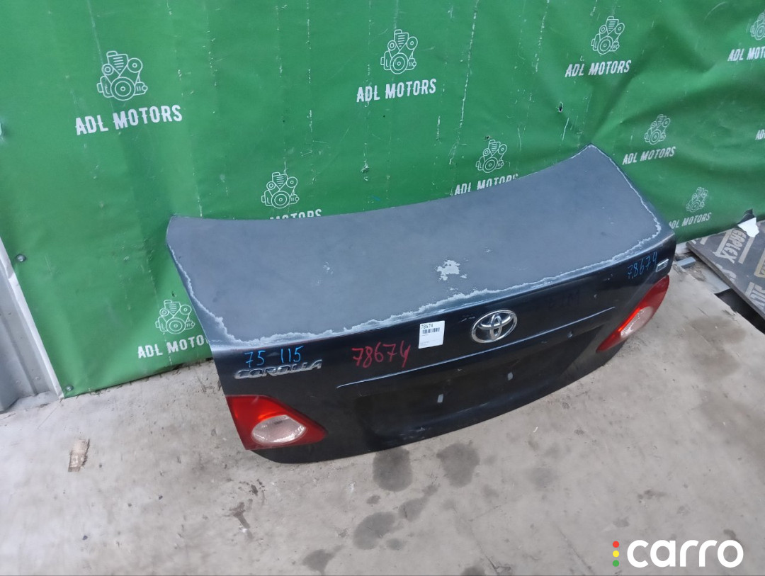 6440112B50, 6440112B30, 6440112C20, 8118700, L021020300, OEM0055BAG, STTY290750, TA03031, TCG00715B, TY12313BAX, TYCRL06600 Крышка багажника Toyota Corolla 2006г. - фото №5
