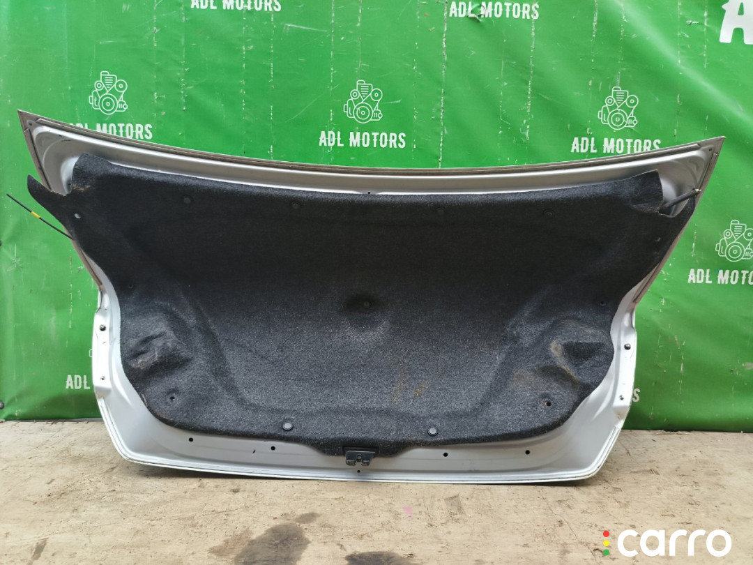 6440133590, 6440133560, 6440133580, 6440106C80, L320212CN058, OEM0054BAG, STTYL60750, TY12613BAY, ATLCM1200, SH000150 Крышка багажника Toyota Camry 2012г. - фото №9