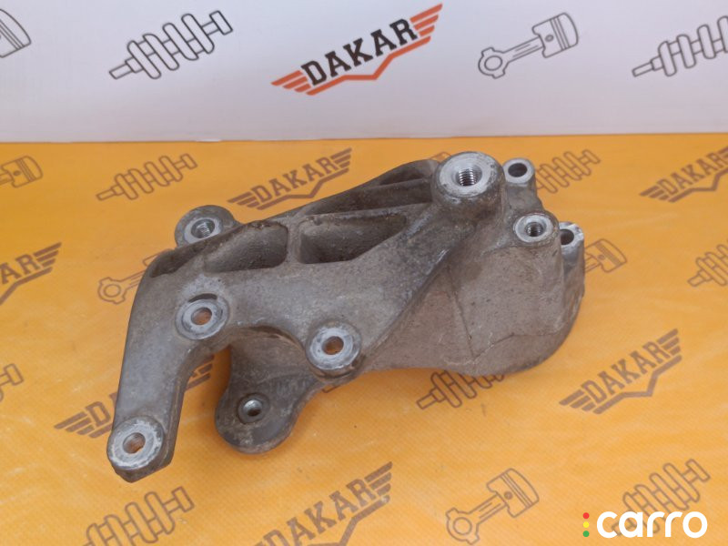 4450A188, 4450A033 кронштейн насоса ГУР Mitsubishi Lancer 2008г. - фото №2