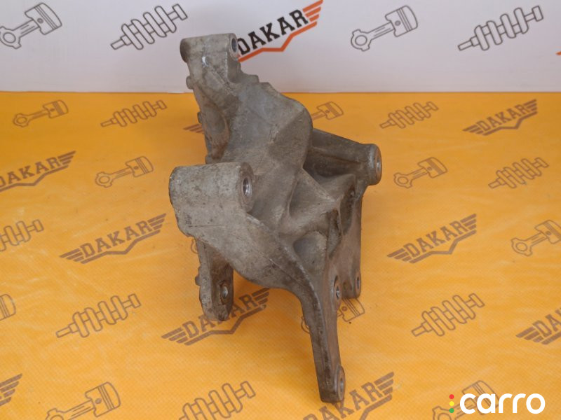 4450A188, 4450A033 кронштейн насоса ГУР Mitsubishi Lancer 2008г. - фото №5