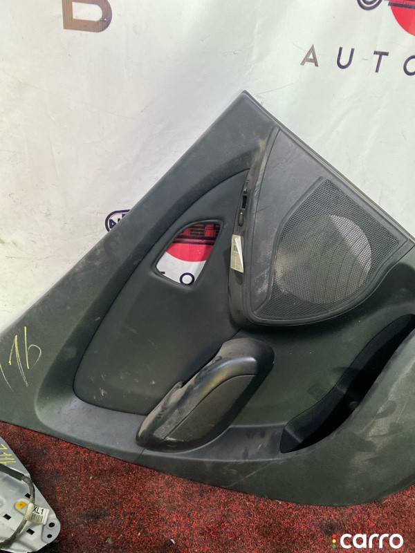 Обшивка дверей Hyundai Tucson 2010г. - фото №1