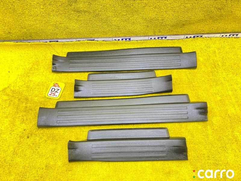 6791060043E0, 6792060043E0, 6793060073E0, 6794060033E0, 5045 накладка на порог TOYOTA LAND CRUISER PRADO 2017г. - фото №2