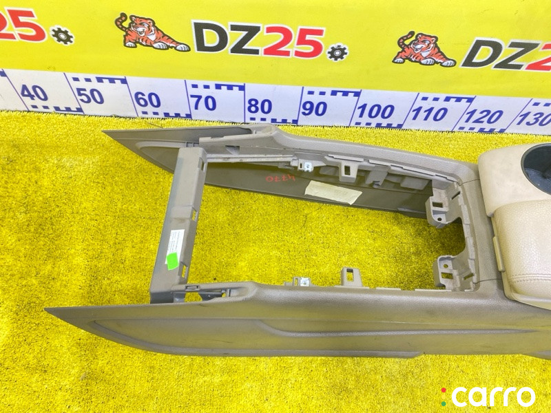 4770, 4L0863242H1GK, 4L0910158 бардачок между сиденьями AUDI Q7 - фото №5
