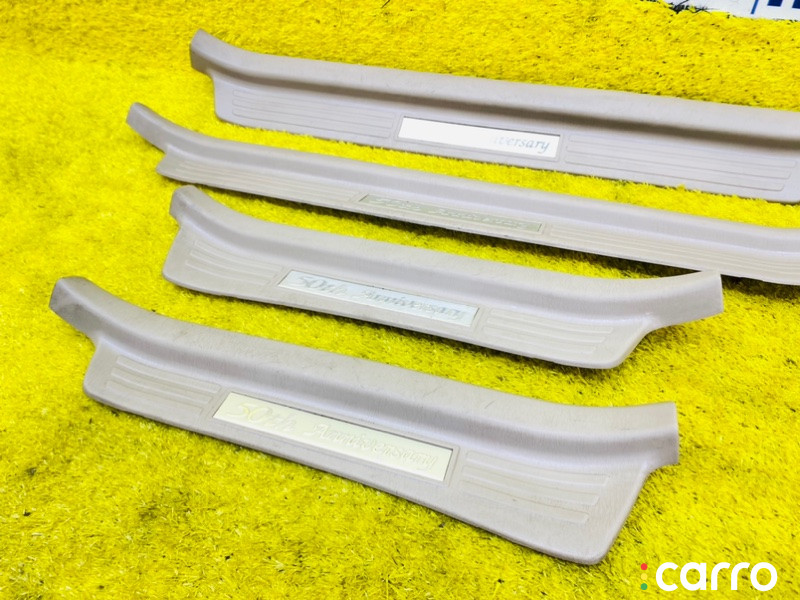 5259, 6791360040A0, 6791860030A0, 6791760040A0, 6791460030A0 накладка на порог TOYOTA LAND CRUISER 2001г. - фото №4