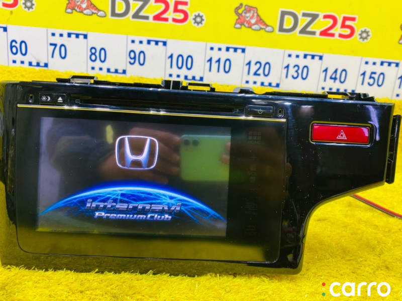 5235, 39100-T5C-J62-M1 магнитофон HONDA FIT - фото №1