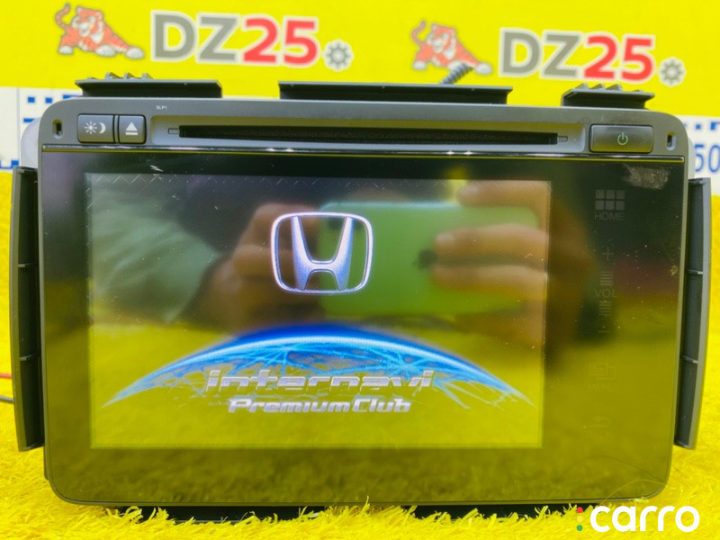 PIONEER, 39100-T7B-J513-M1, 5217 магнитофон HONDA VEZEL - фото №1