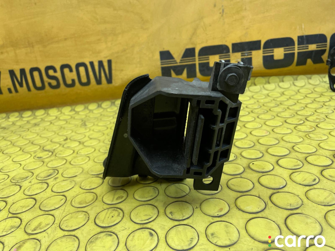 51647117811 Кронштейн радиатора BMW X1 2011г. - фото №10