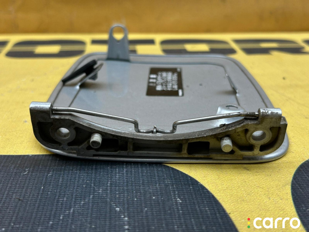30779919 Лючок топливного бака VOLVO V50 2012г. - фото №4