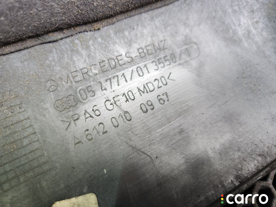 A6120100867, A6120100967 Декоративная крышка двигателя Mercedes E W211 2000г. - фото №8