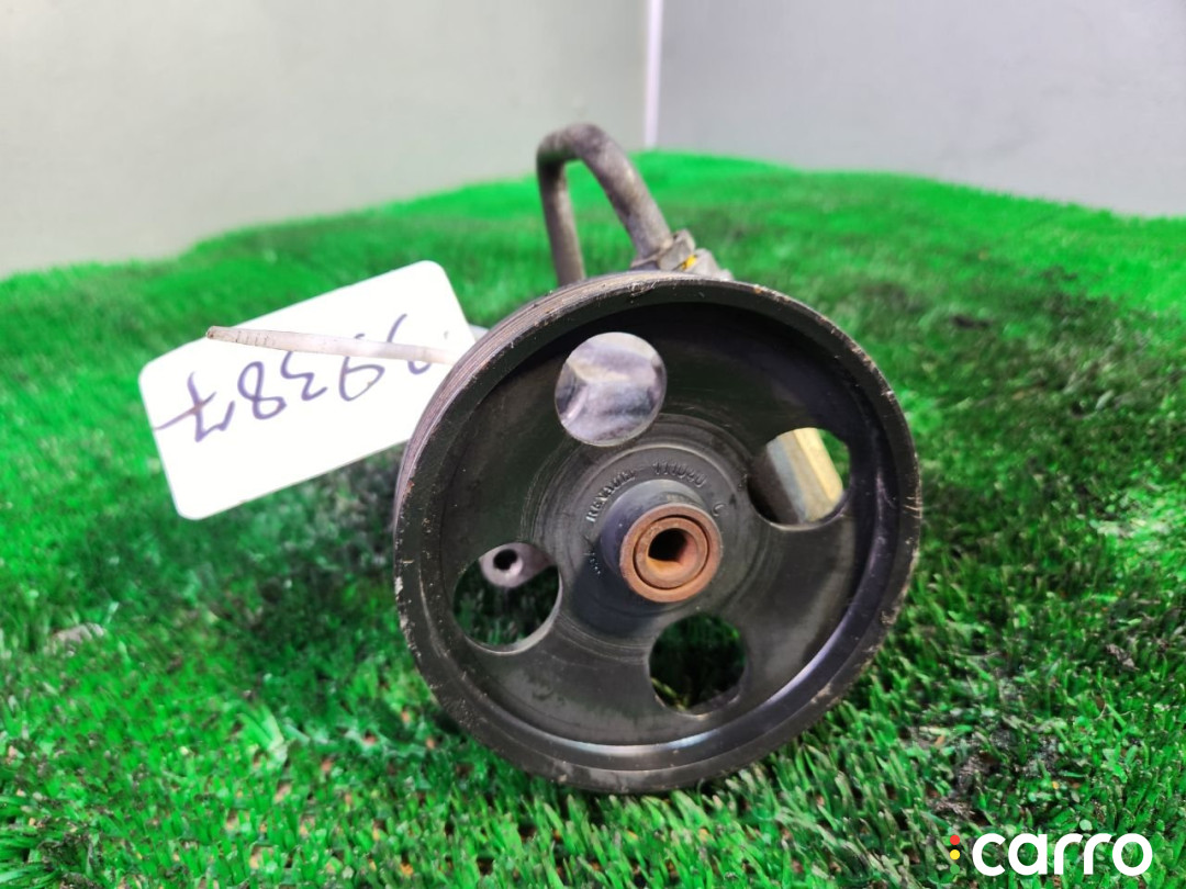 8200100082, 8200096704 Насос гидроусилителя руля Nissan Primera 12 2003г. - фото №1