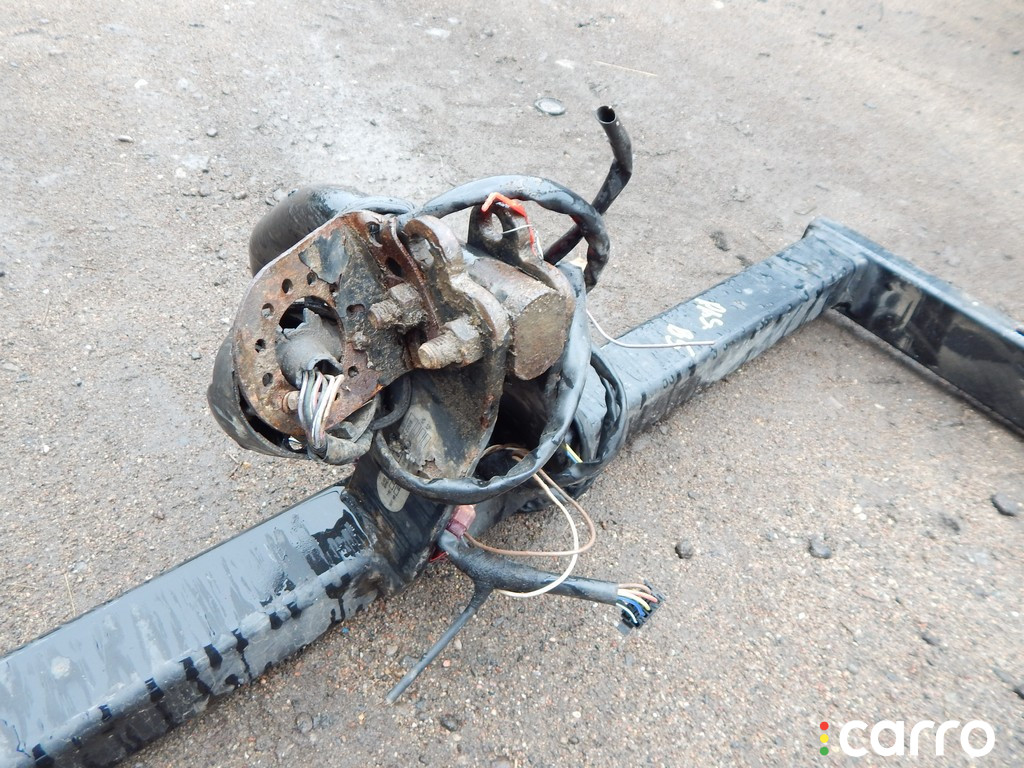 Прицепное устройство (фаркоп) VOLKSWAGEN PASSAT 5+ 2003г. - фото №5
