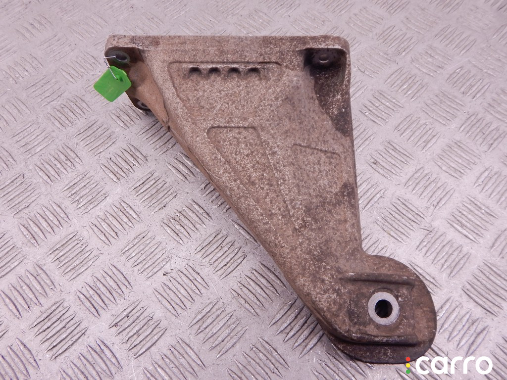 22116754410, 6754410 Кронштейн двигателя LAND-ROVER RANGE ROVER 2005г. - фото №1