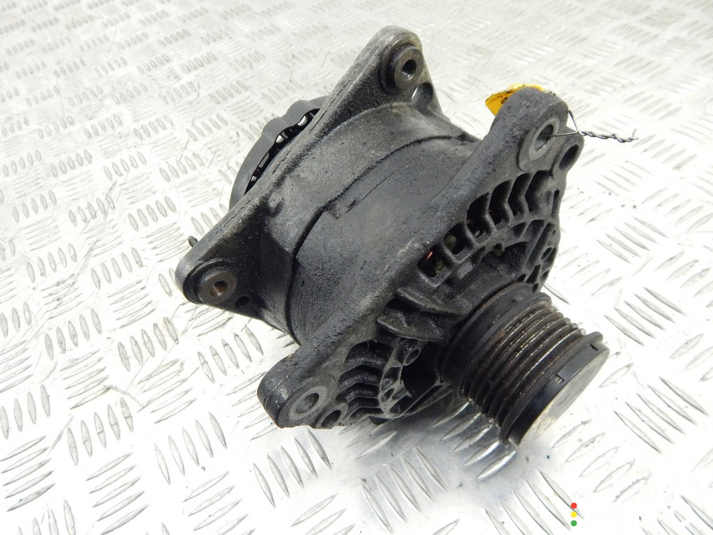 Генератор VOLKSWAGEN CRAFTER 1 2008г. - фото №2