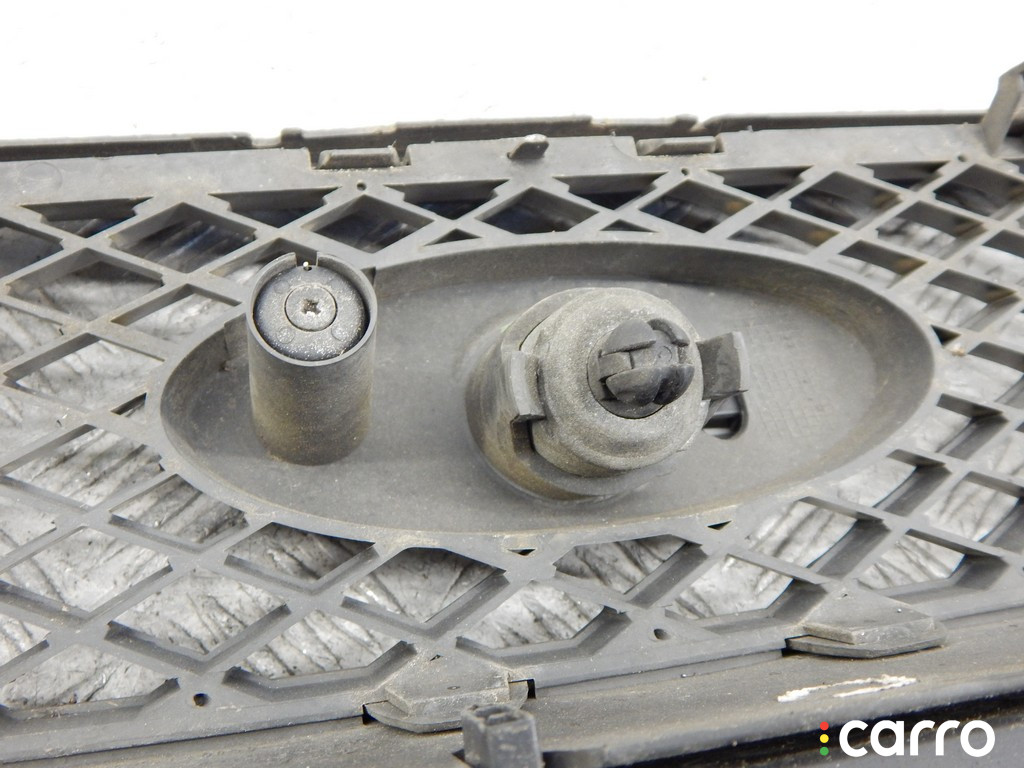 4M518C436, 8C436 Решетка радиатора FORD FOCUS II 2007г. - фото №8