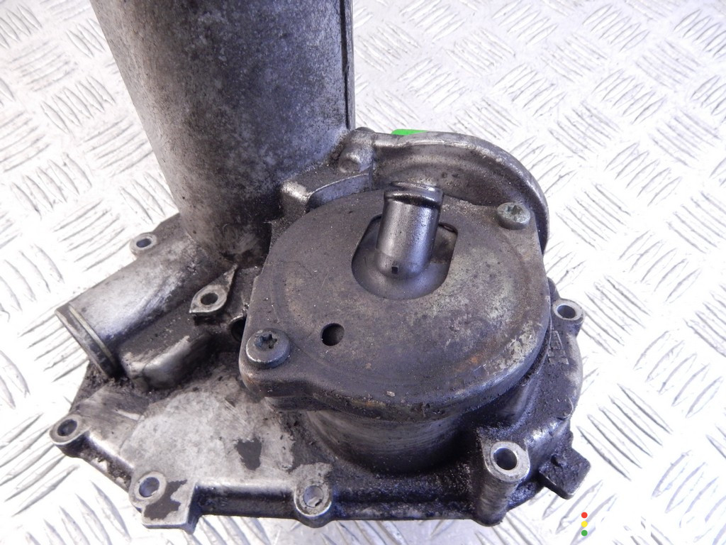 Корпус масляного фильтра AUDI A6 (C5/B4) 2000г. - фото №2