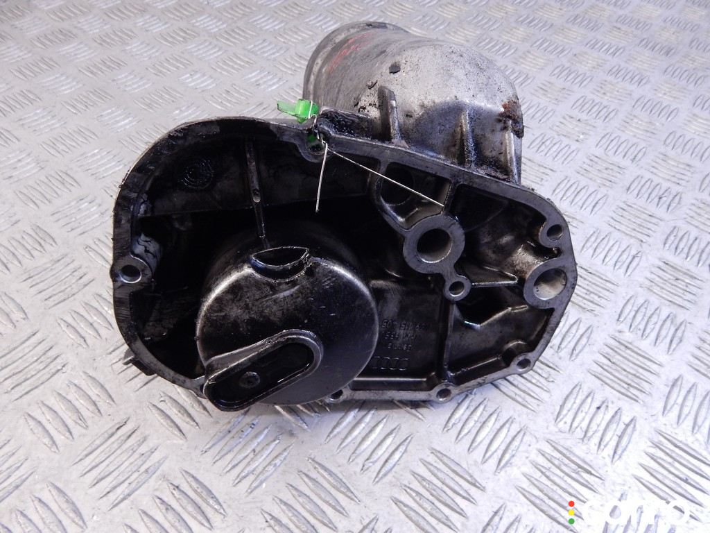 Корпус масляного фильтра AUDI A6 (C5/B4) 2000г. - фото №4