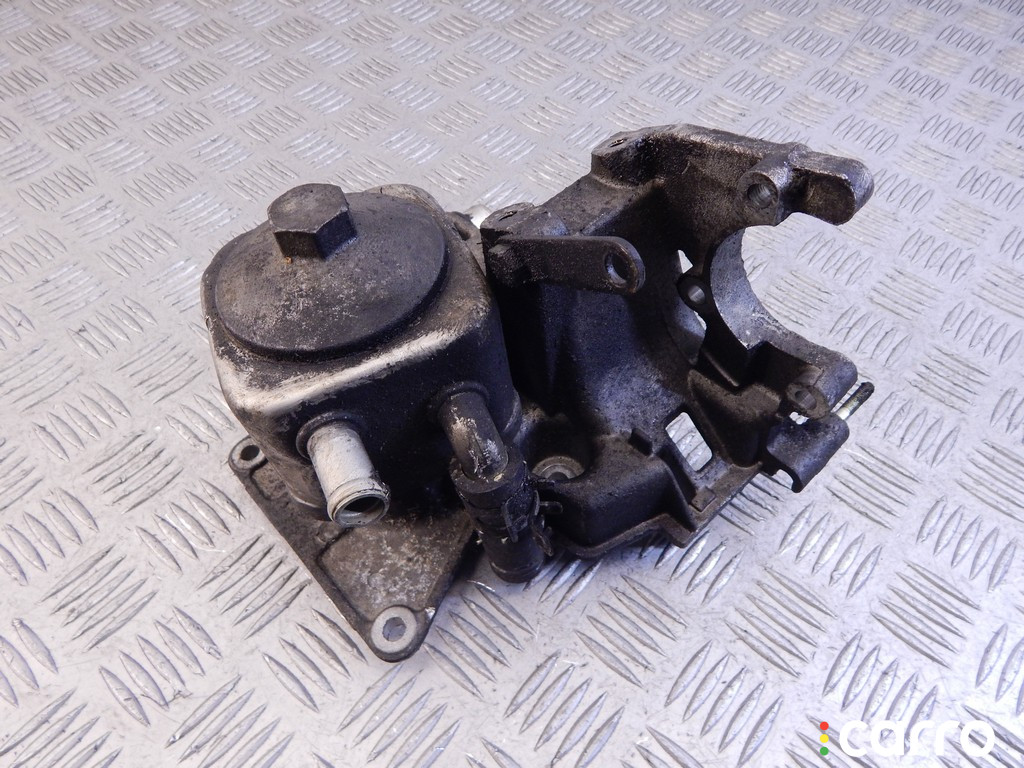 Теплообменник масляного фильтра AUDI A6 (C5/B4) 2000г. - фото №1