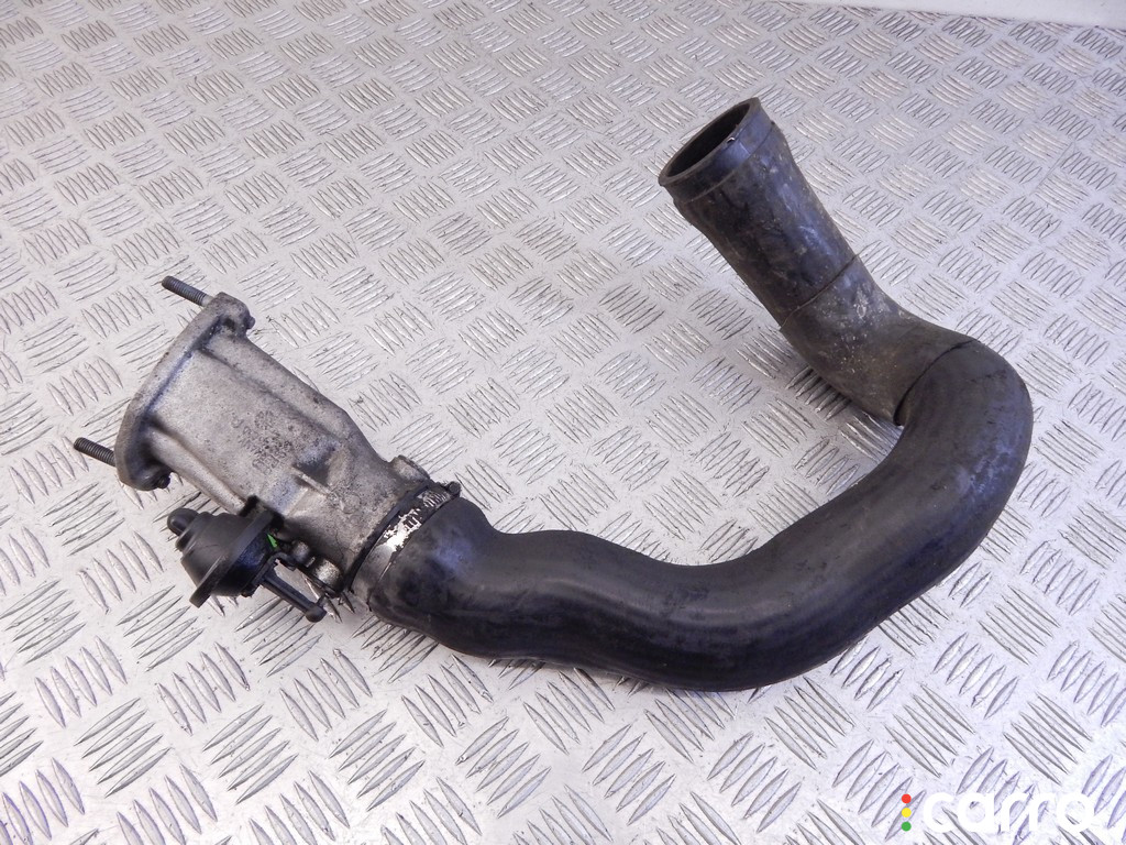 Патрубок интеркулера AUDI A6 (C5/B4) 2000г. - фото №3