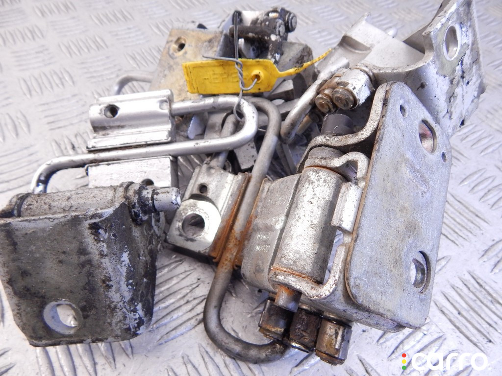 Петля двери AUDI A6 (C5/B4) 2000г. - фото №2