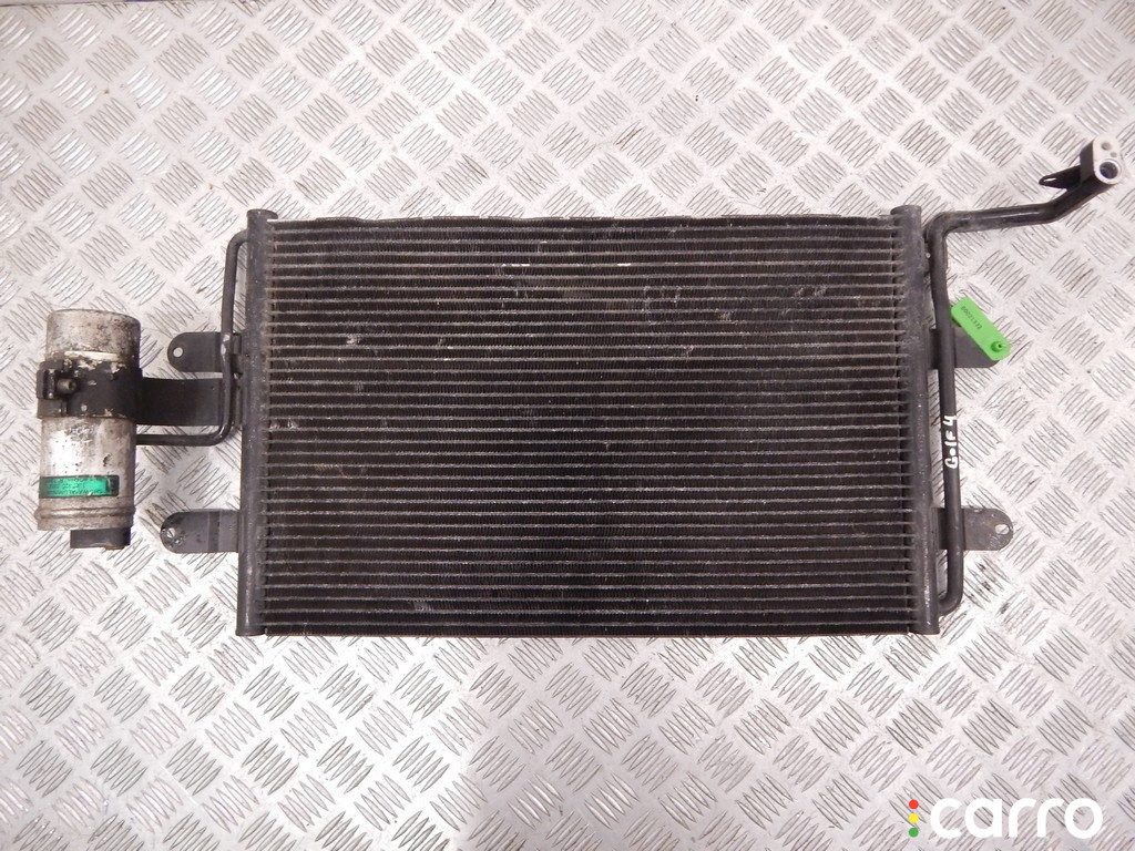 Радиатор кондиционера VOLKSWAGEN GOLF IV 1998г. - фото №1
