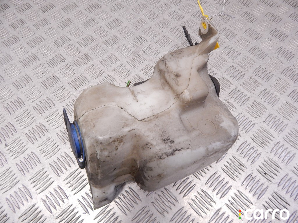 Бачок омывателя VOLKSWAGEN GOLF IV 2001г. - фото №3