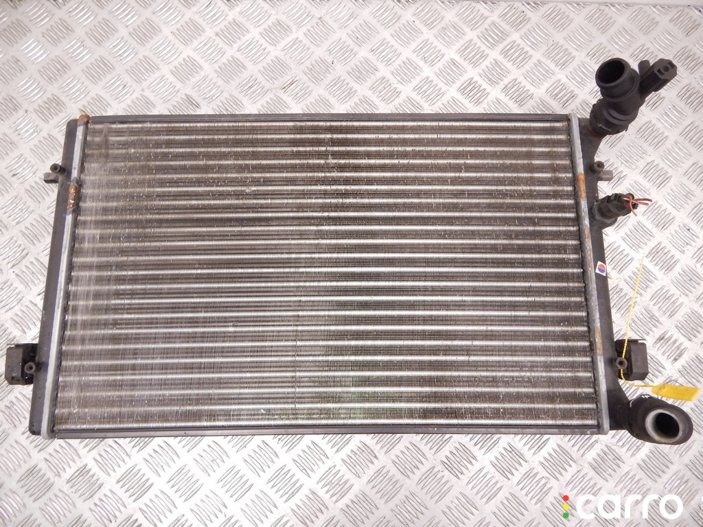 Радиатор (основной) VOLKSWAGEN GOLF IV 1998г. - фото №1