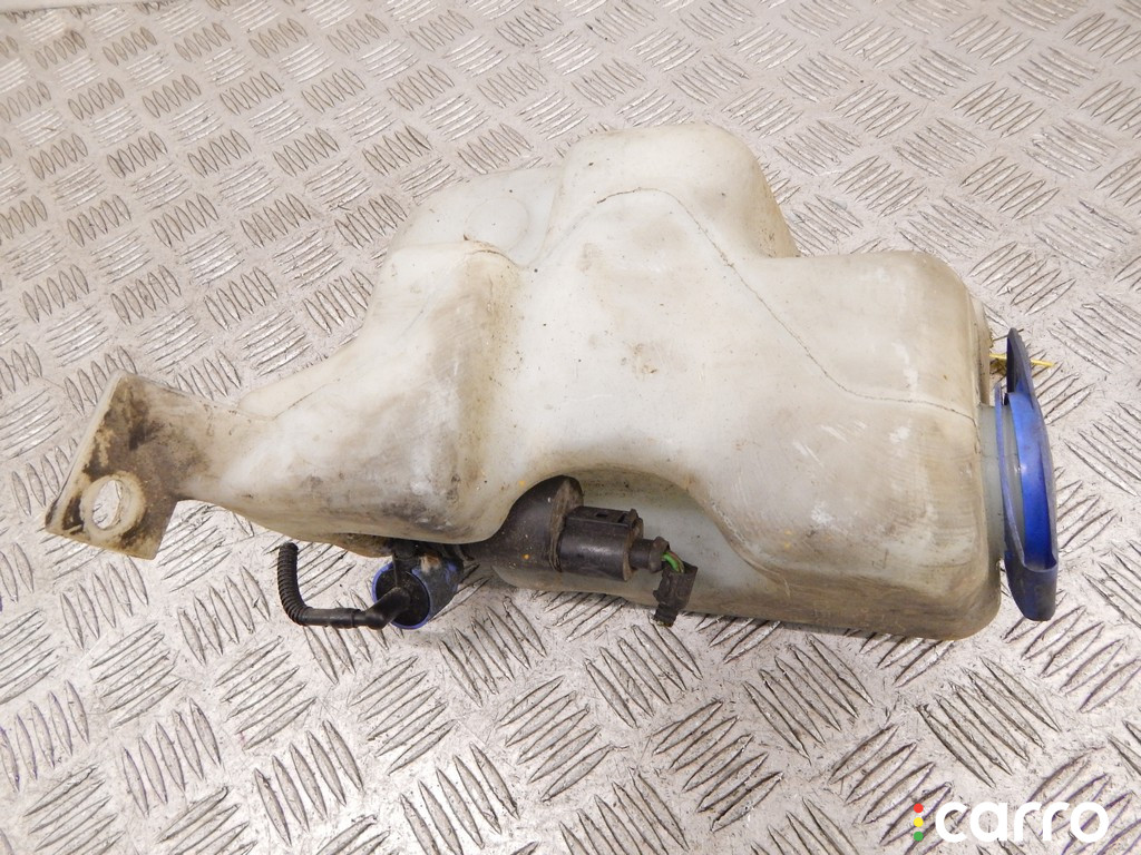 Бачок омывателя VOLKSWAGEN GOLF IV 1999г. - фото №2
