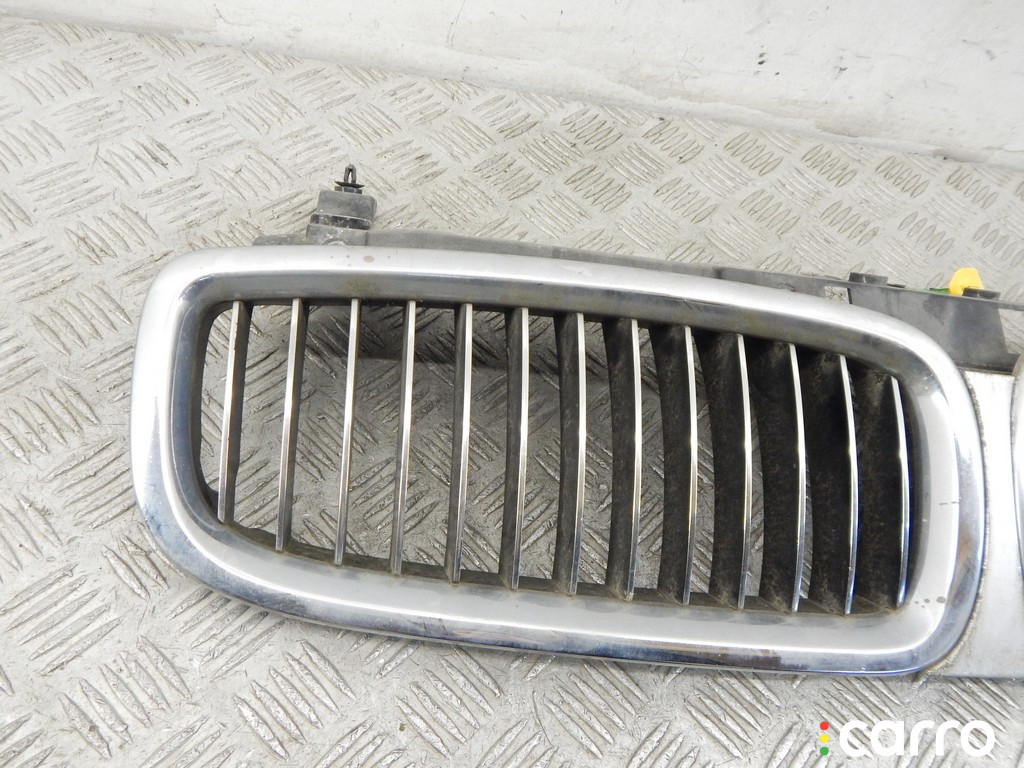 51137037727, 7037727 Решетка радиатора BMW 7-series (E65/66) 2002г. - фото №2