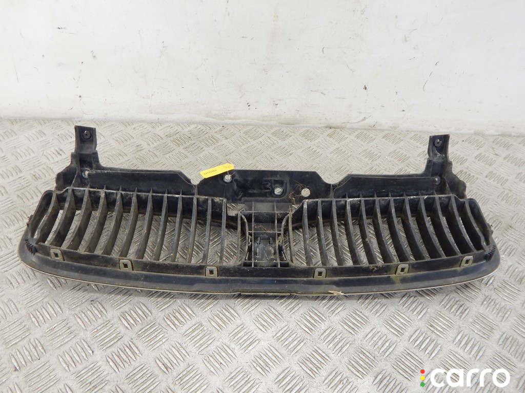 51137037727, 7037727 Решетка радиатора BMW 7-series (E65/66) 2002г. - фото №5