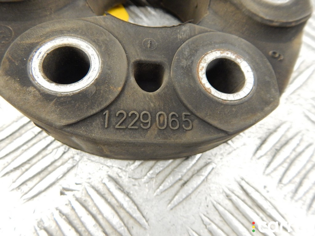 1229065, 26111229065, 26111227690, 1227690 Муфта кардана BMW 5-series (E39) 1999г. - фото №3
