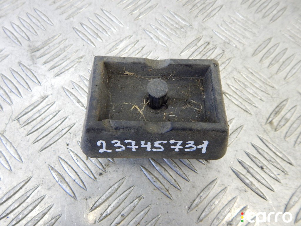 51718268885, 8268885, 51710153103, 0153103, 51718233281, 8233281 Опора под домкрат (поддомкратная подушка) BMW 3-series (E46) 2003г. - фото №1
